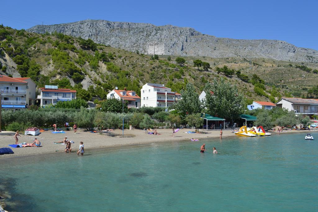 Apartments Iskra Duće Exterior foto